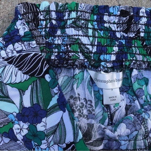 Christopher & Banks Wide Legged Gaucho Pants - Picture 2 of 5